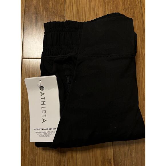 Athleta Brooklyn Camo Jogger Textured Black Camo Plus Size 24 NWT $98 Pockets - Picture 4 of 4
